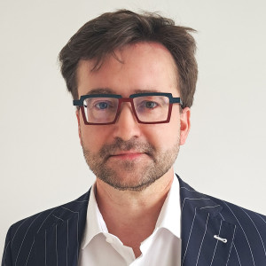 dr Jakub Pawlak